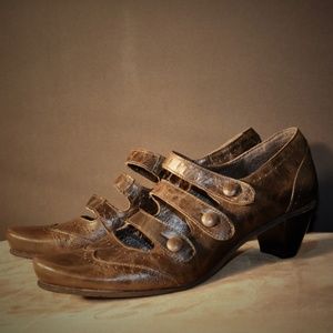 Fidji Vintage Heel